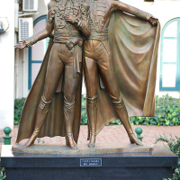 Lady Oscar statue in Takarazuka, Kobe